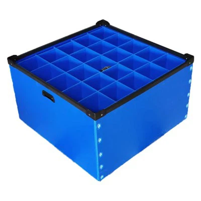 Boîte de rangement légère pour corflute