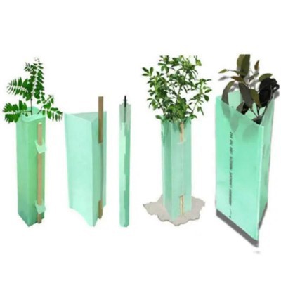 Garde-arbres en plastique Corflute