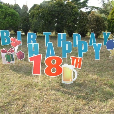 Panneau d'anniversaire en plastique ondulé