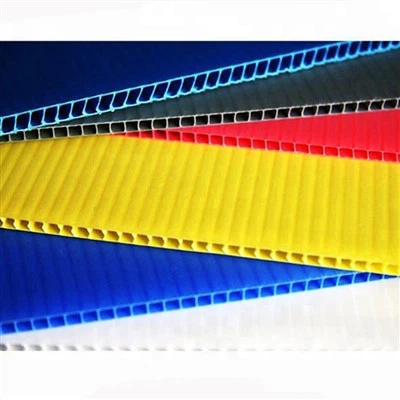 Feuille cannelée à double paroi durable.